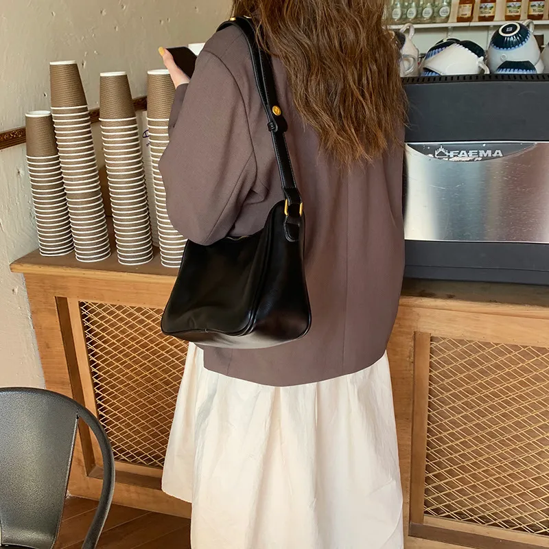 Carksky PU Shoulder Bag Women's Brown/Black-12