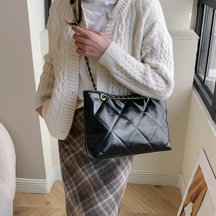 Carksky Genuine Leather Shoulder Bag Women's Black/White-4