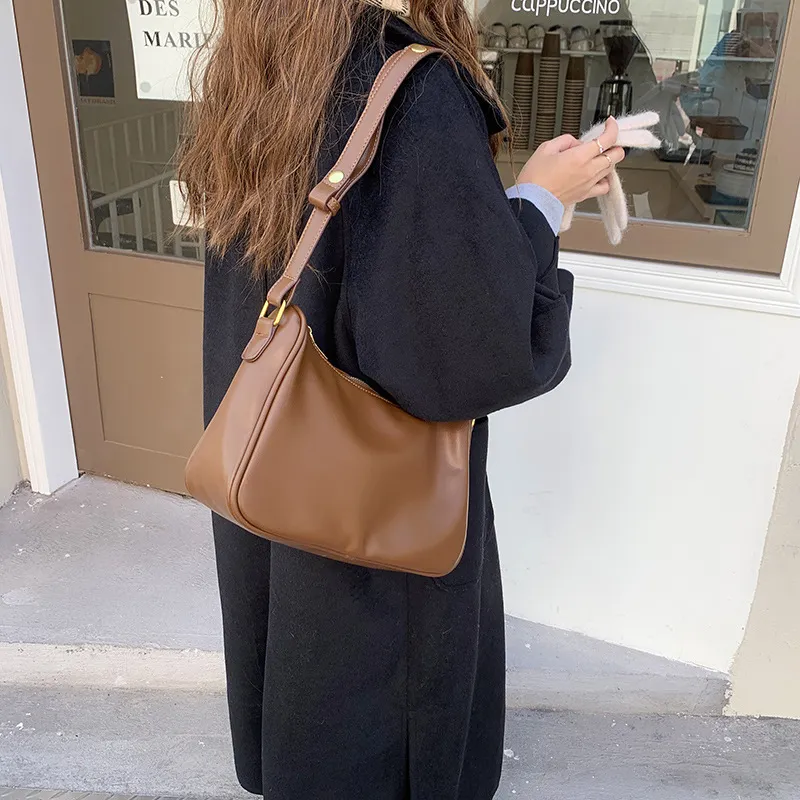 Carksky PU Shoulder Bag Women's Brown/Black-4