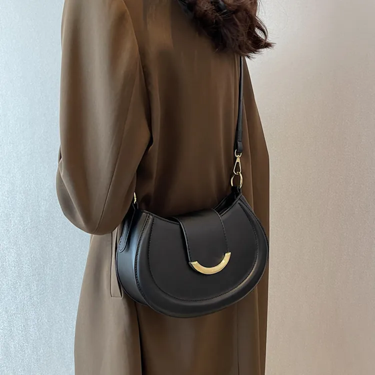Carksky PU Shoulder Bag Crossbody Bag Regular Women's Black-1