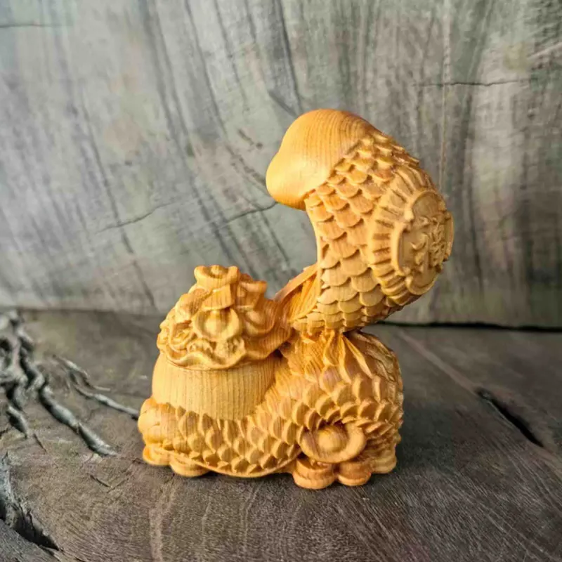 Tan Xin Thuja Wooden Ornaments Unisex-4