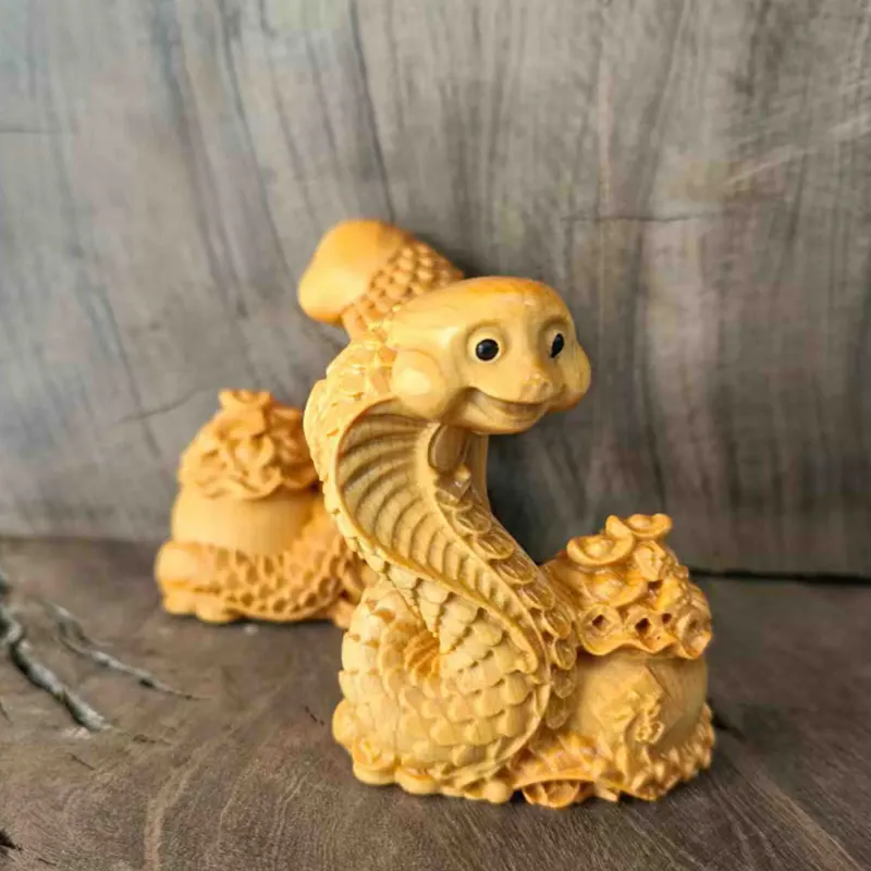 Tan Xin Thuja Wooden Ornaments Unisex-2