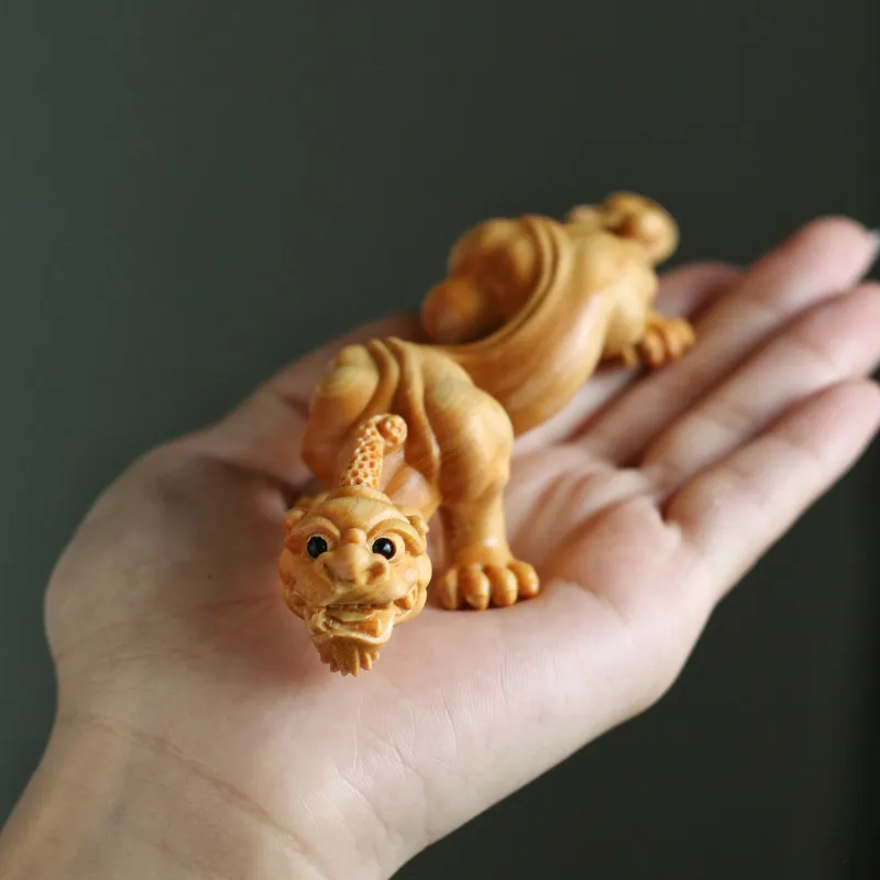 Tan Xin Thuja Wooden Ornaments Unisex-3