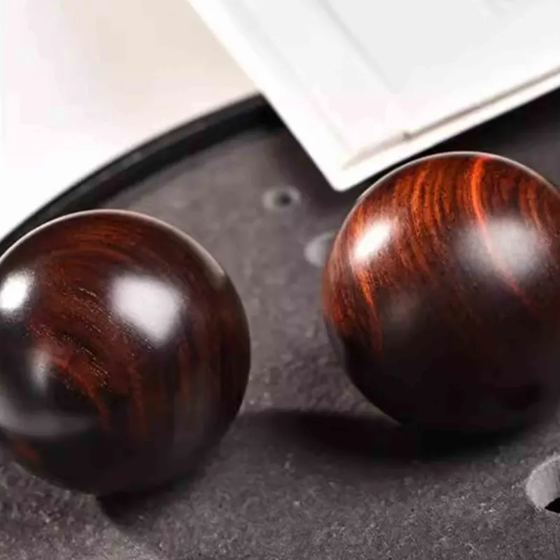 Tan Xin Red Sandalwood Collectible Unisex-3