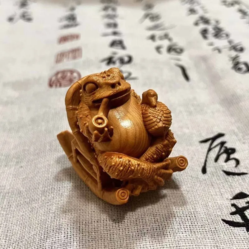 Tan Xin Golden Sandalwood Ornaments Unisex-2