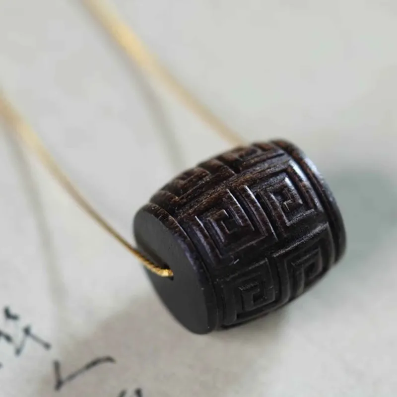 Tan Xin Sandalwood Necklaces Women's-5