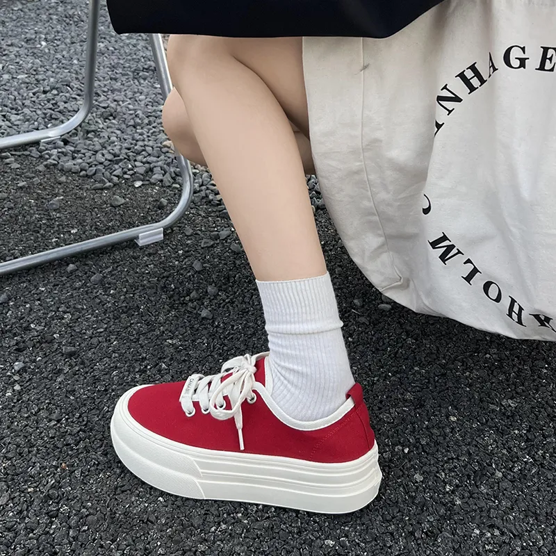 Betu Abrasion Resistant Low Top Canvas Shoes Women's-4