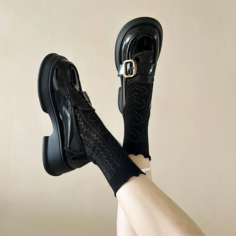 Betu Loafers Women's Gloss Black-5