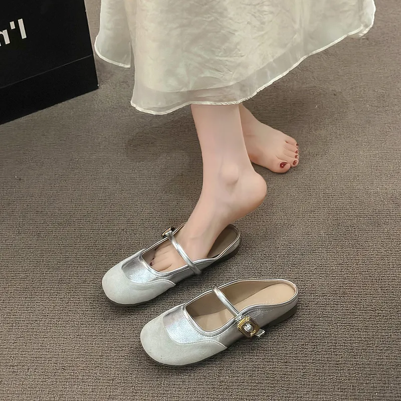 Betu Closed Toe Slippers Women's-3
