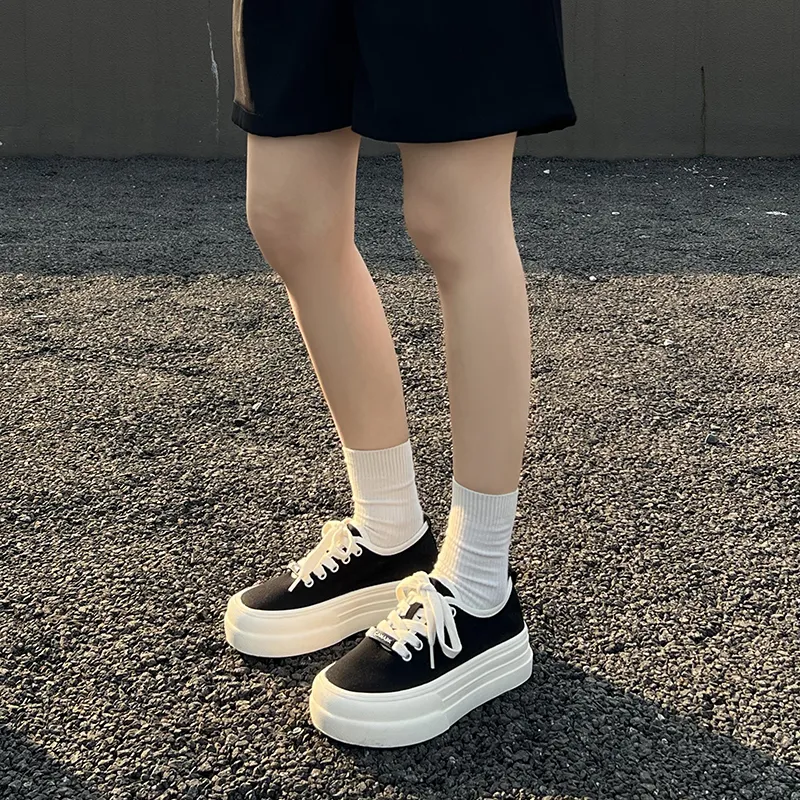 Betu Abrasion Resistant Low Top Canvas Shoes Women's-14