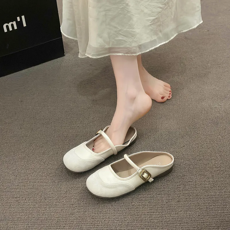 Betu Closed Toe Slippers Women's-6