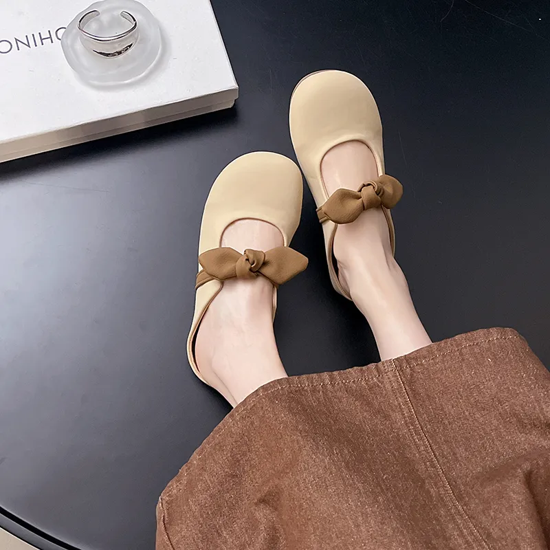 Betu Rubber Sole Quiet Closed Toe Slippers Women's-7