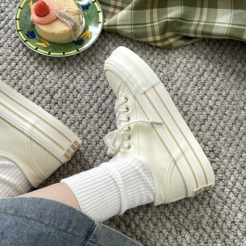 Betu Canvas Shoes Women's Low Top Beige/Light Green/Black-2
