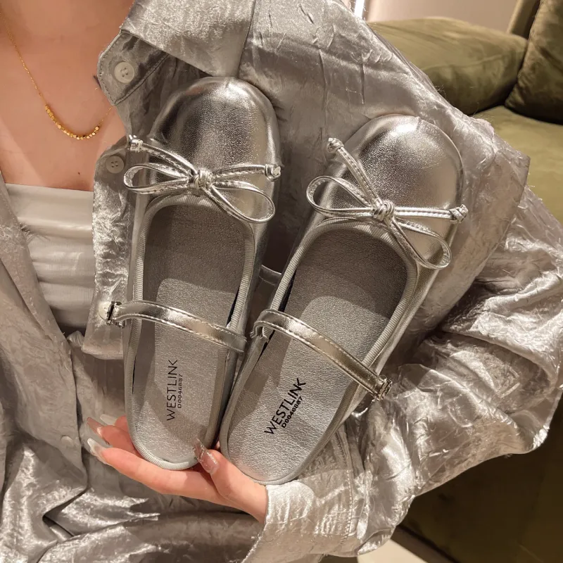 Betu Slip Resistant Closed Toe Slippers Women's-2