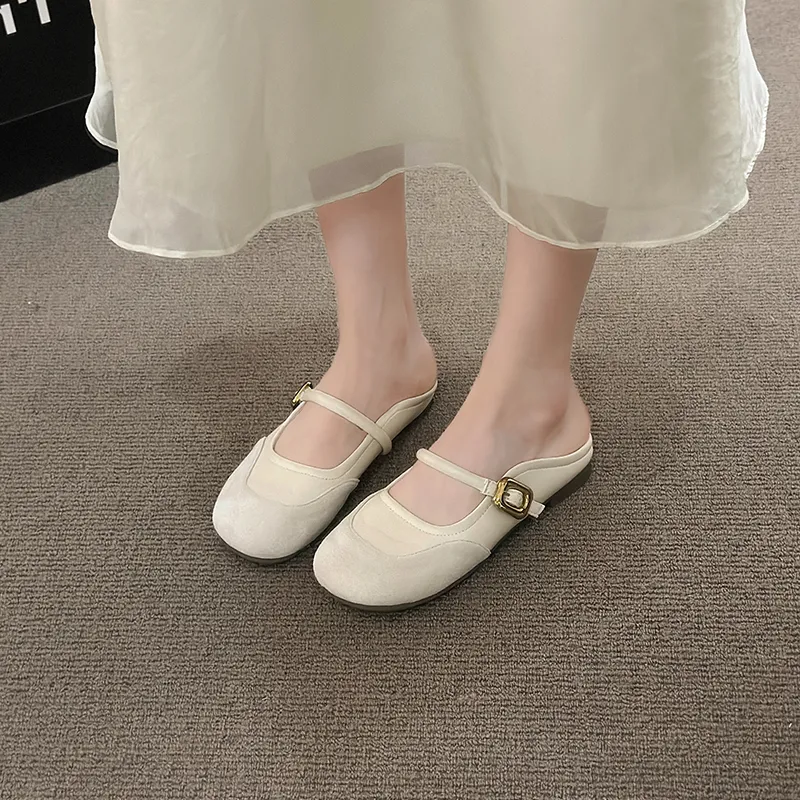 Betu Closed Toe Slippers Women's-8