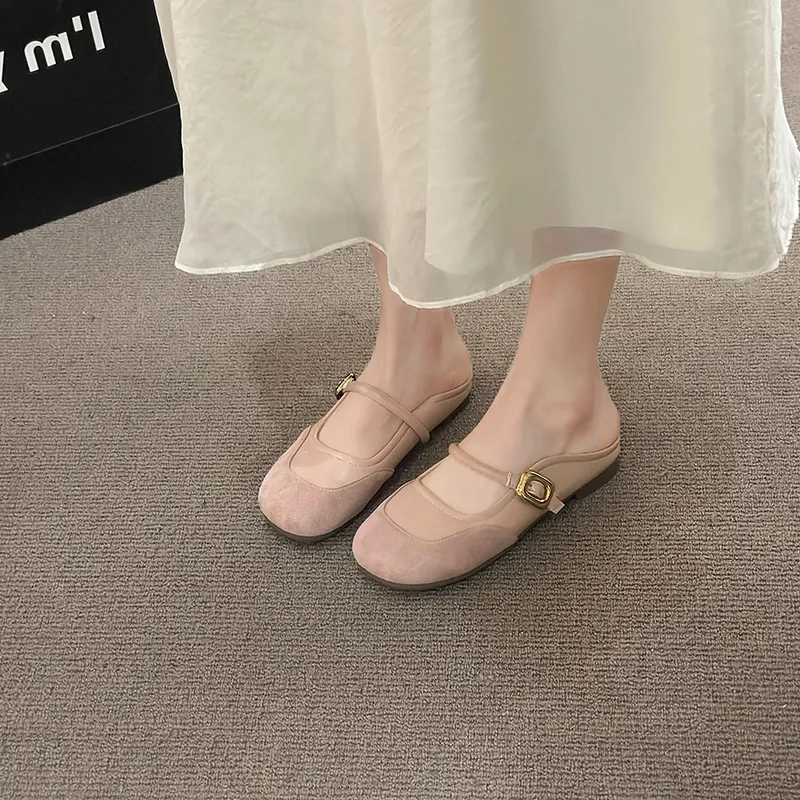 Betu Closed Toe Slippers Women's-14
