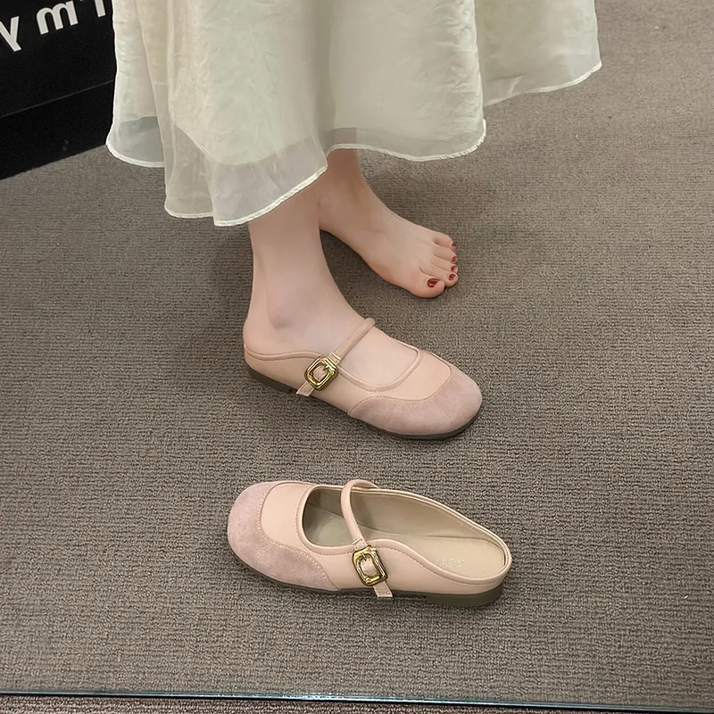 Betu Closed Toe Slippers Women's-13