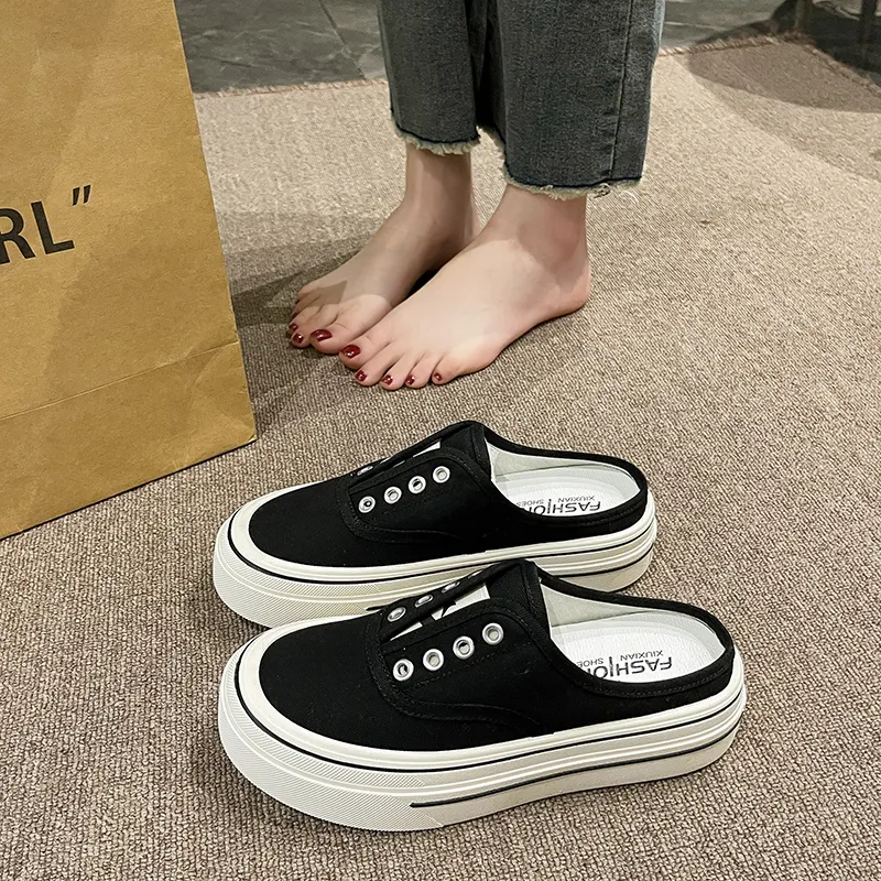 Betu Rubber Sole Closed Toe Slippers Women's-1