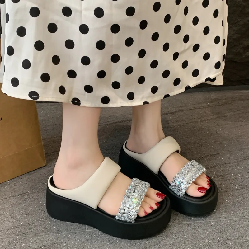 Betu Slide Slippers Women's Beige/Black-4