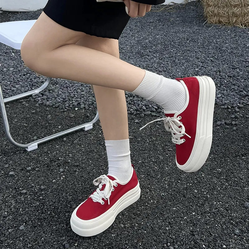 Betu Abrasion Resistant Low Top Canvas Shoes Women's-5