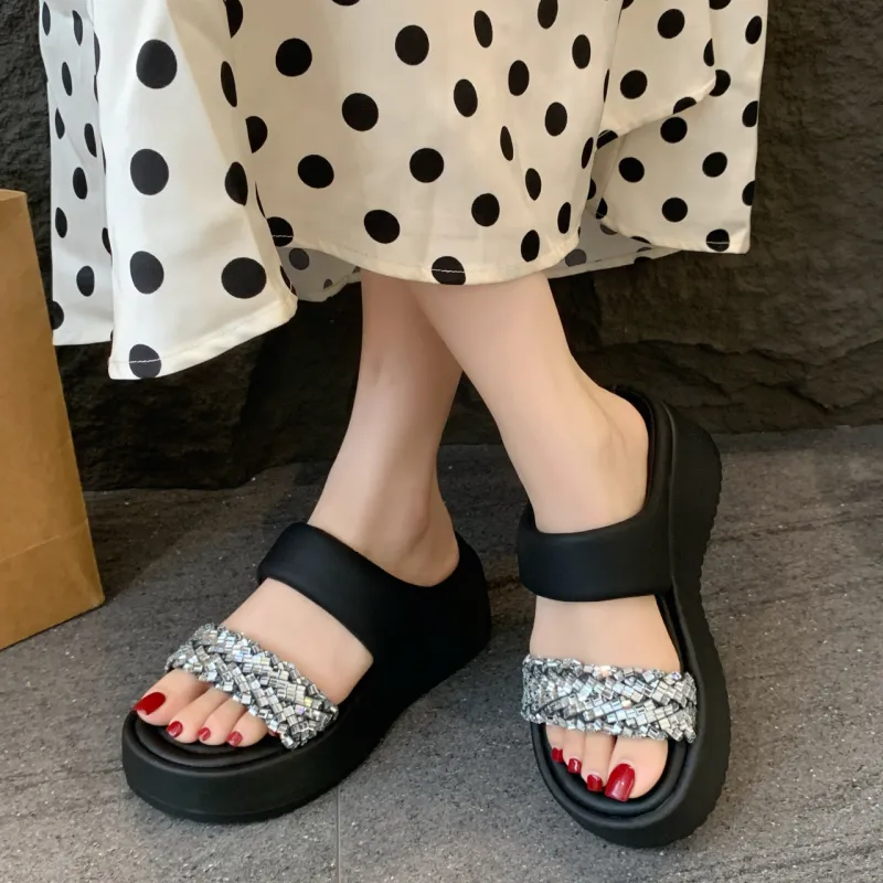 Betu Slide Slippers Women's Beige/Black-9