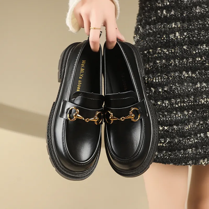 Betu Loafers Women's Gloss Black/Matte Black-7