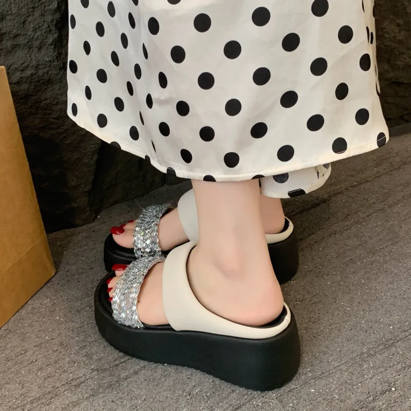 Betu Slide Slippers Women's Beige/Black-5