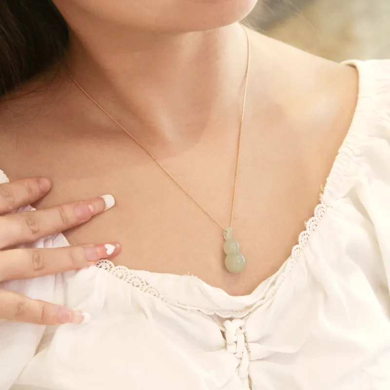 GANGCUI Gourd Pendant With Chain Pale Greenish White Jade Unisex-2