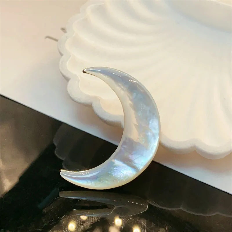 Lockstarfy Mother Of Pearl Floral Brooch Unisex-2