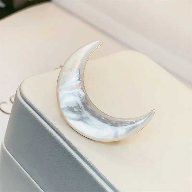 Lockstarfy Mother Of Pearl Floral Brooch Unisex-5