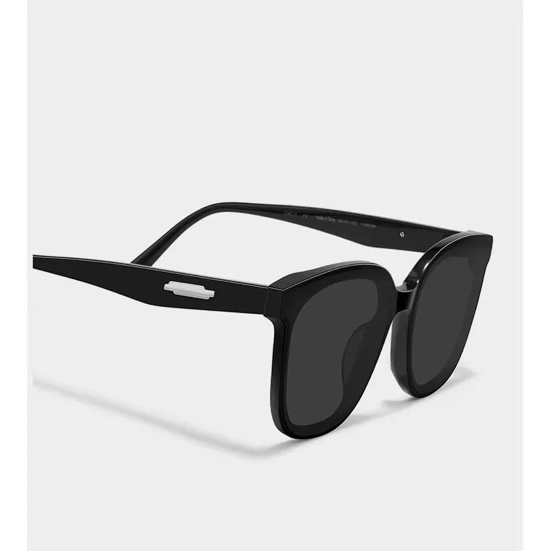 Thunder Pailong Plate Frame Square Sunglasses Unisex Black/Transparent Gray-3