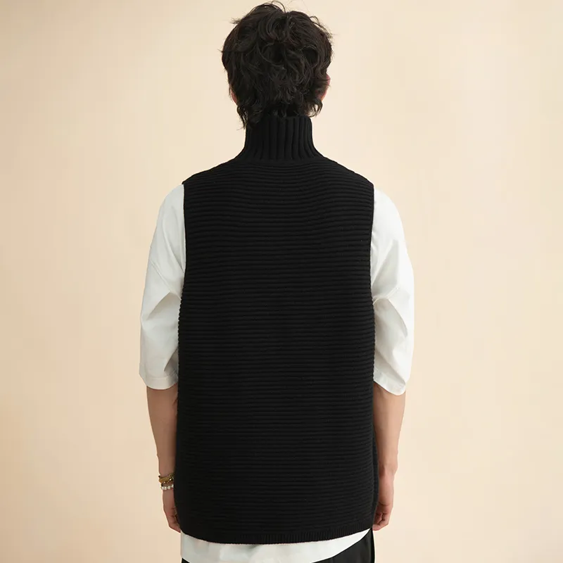 Halfwayhouse Vests Men-2