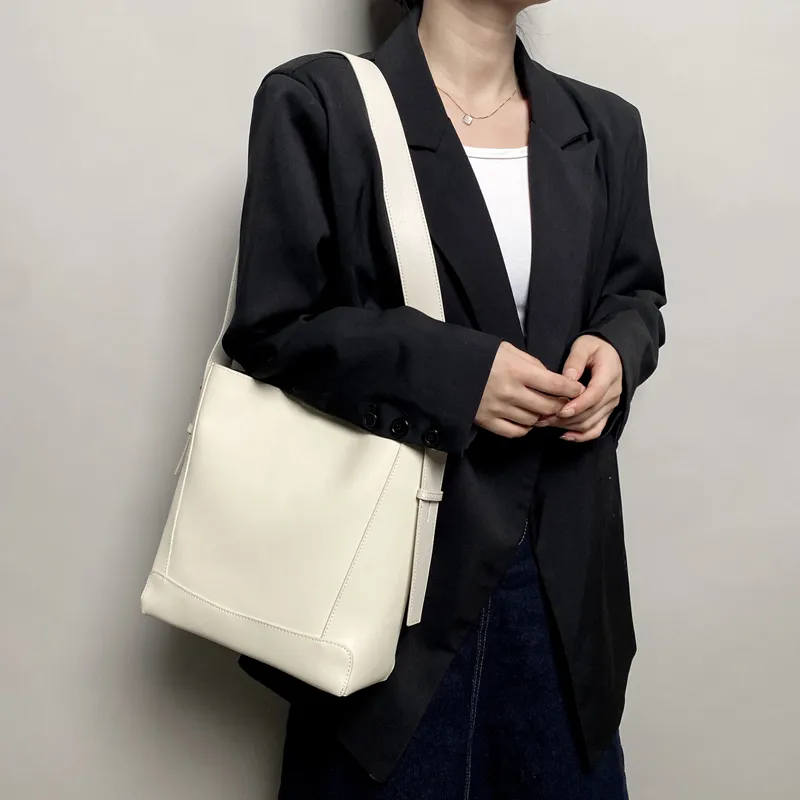 Fitchell Cow Leather Niche Design Minimalist Style Shoulder Bag Women's-2