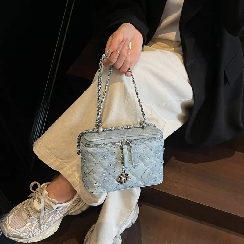 Fitchell Crossbody Bags-25
