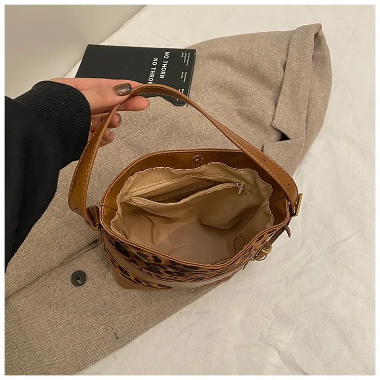 Fitchell PU Commute Bucket Bag Crossbody Bag Women's Brown/Coffee/Black-4