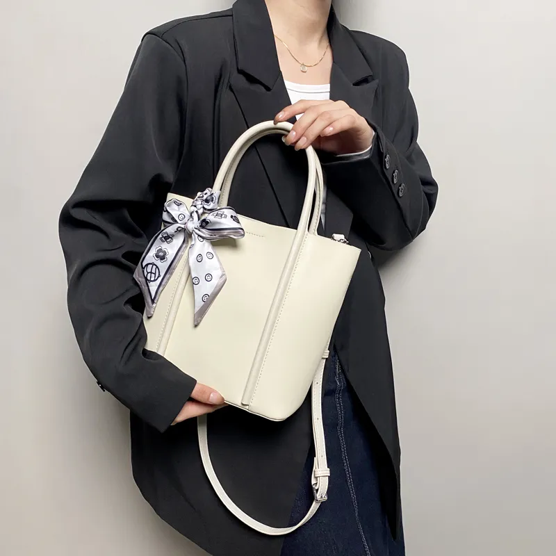 Fitchell Versatile Cow Leather Crossbody Bag Niche Design Commute Handbag Shoulder Bag Women's-6