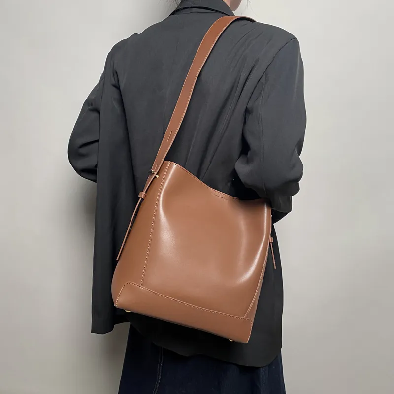 Fitchell Cow Leather Niche Design Minimalist Style Shoulder Bag Women's-9