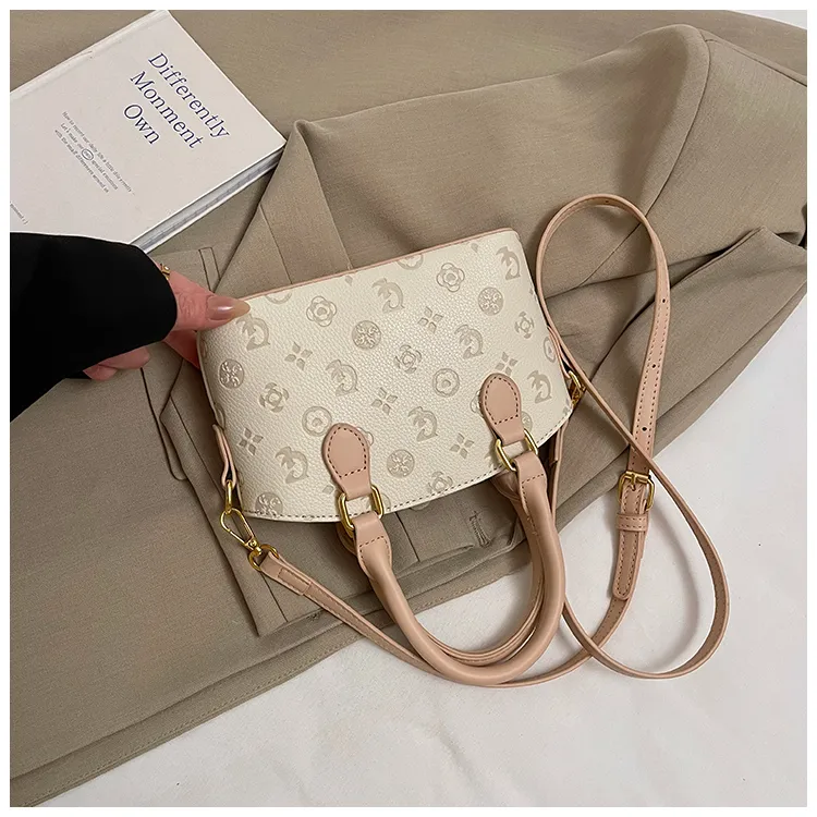 Fitchell PU Handbag Regular Women's White/Blue/Black/Pink-3