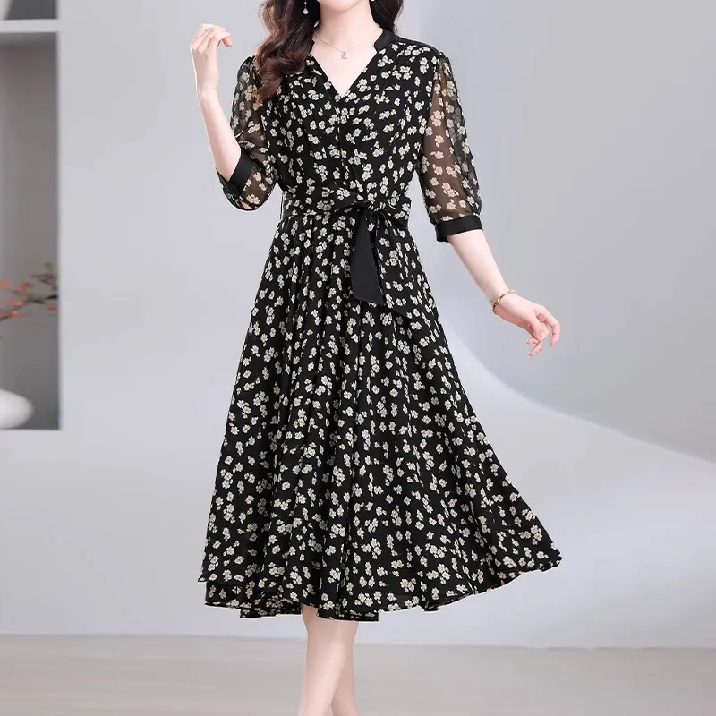 Mapping Short Sleeved Dresses Women's Black-2