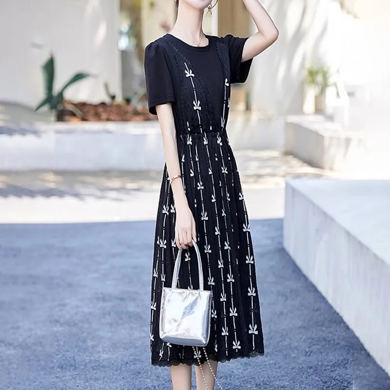 Mapping Short Sleeved Dresses Women's Black-3
