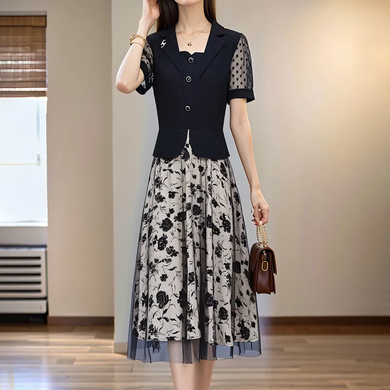 Mapping Short Sleeved Dresses Women's Black-1