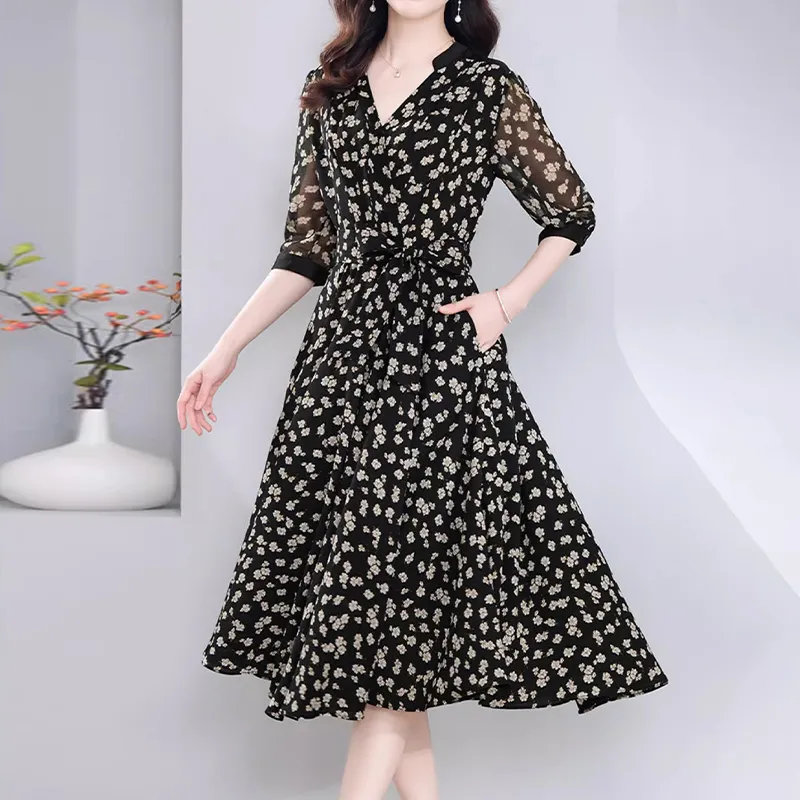Mapping Short Sleeved Dresses Women's Black-3