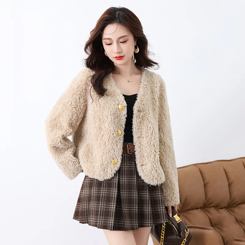 KAISER Furs Women's-4