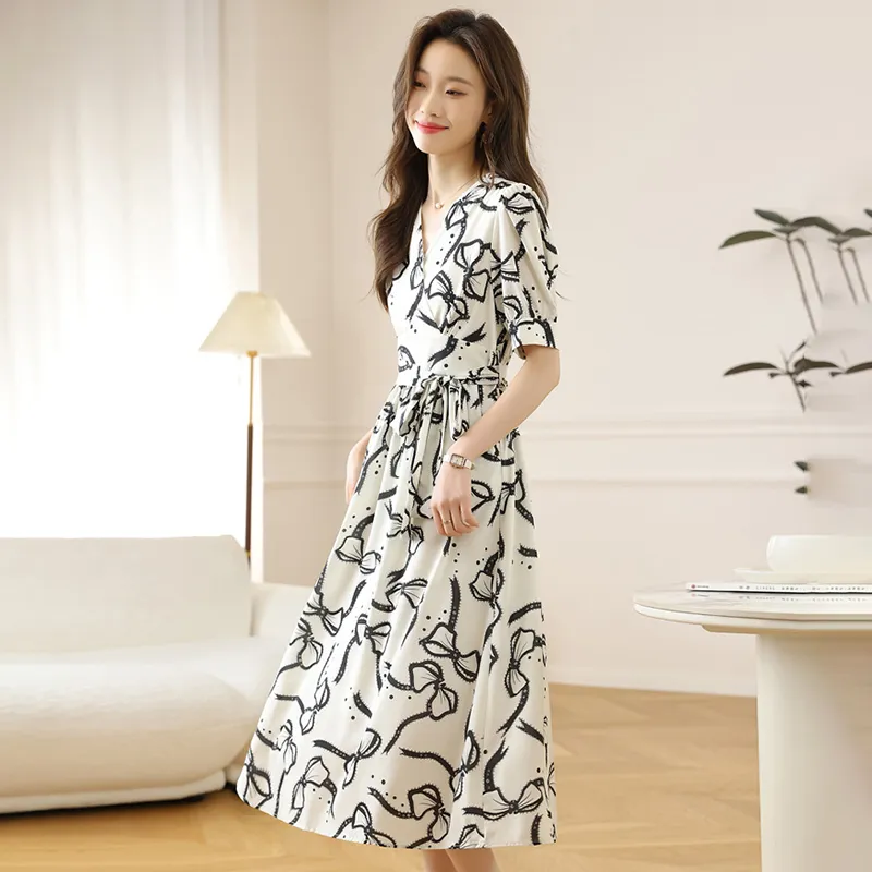 KUNZHUDAXIANG Short Sleeved Dress Women's Apricot Single Item-4