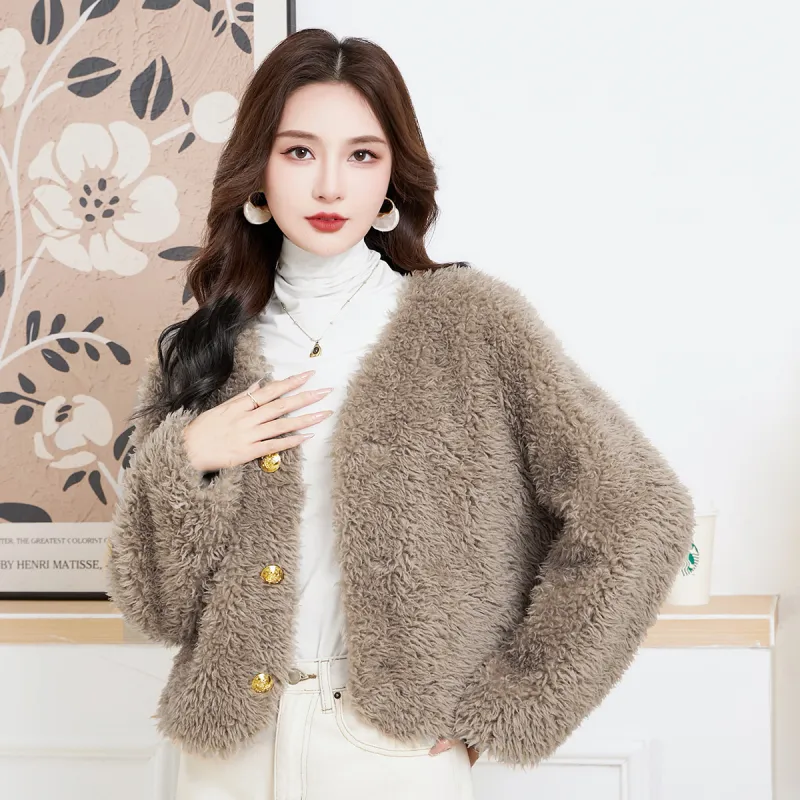 KAISER Furs Women's-6