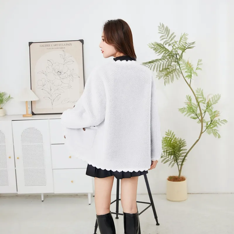KAISER Furs Women's-12