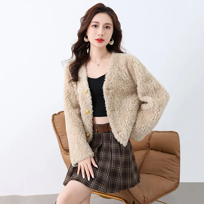 KAISER Furs Women's-1