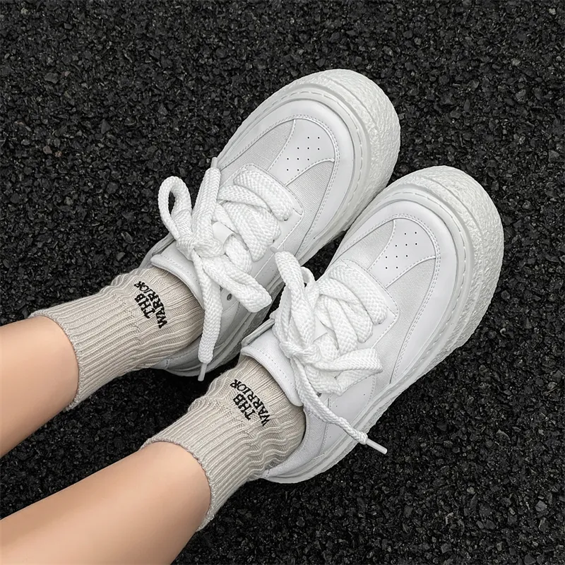 PAVEA Low Top Skateboard Shoes Unisex-1