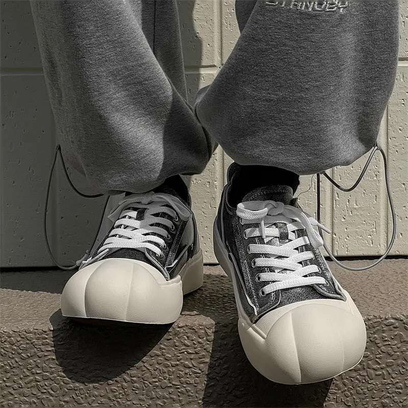 PAVEA Anti Slip Wear Resistant Low Top Skateboard Shoes Unisex-9