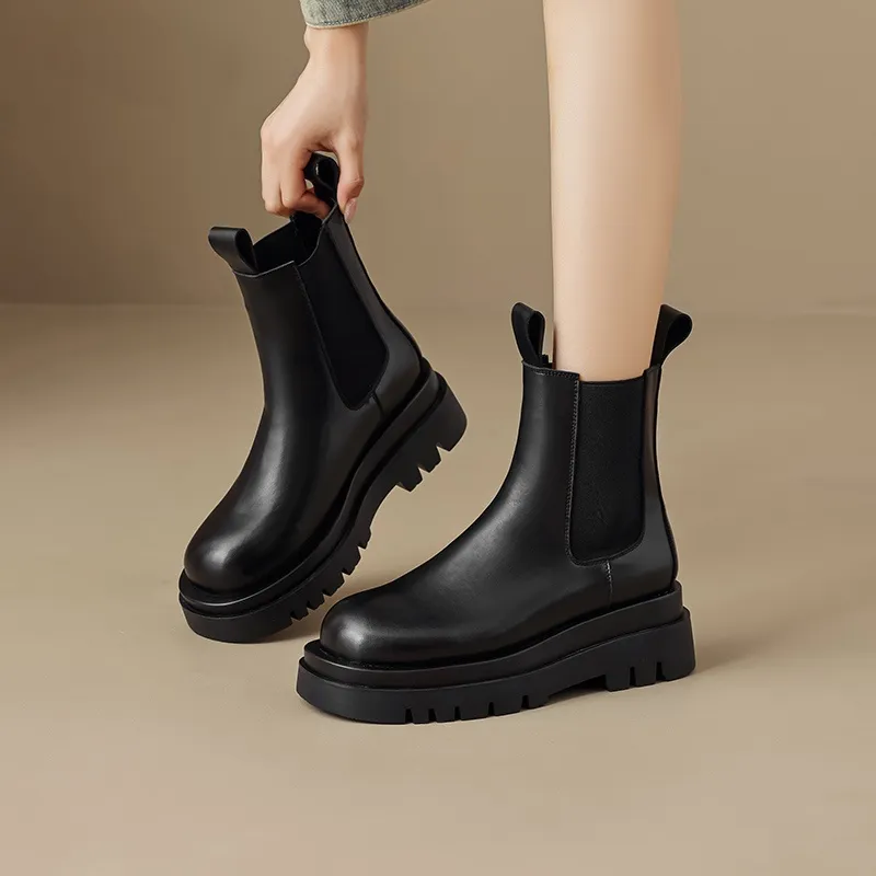 JOSINY Chelsea Boots Women's Black-3